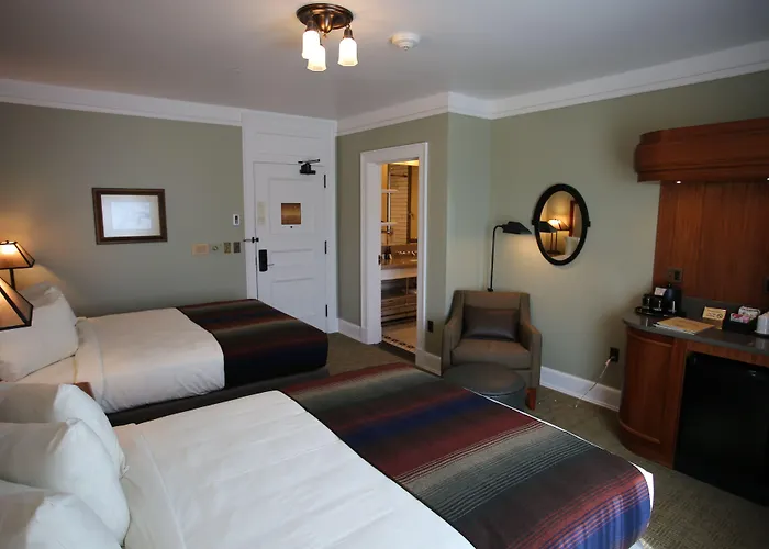 Hot Springs 3*