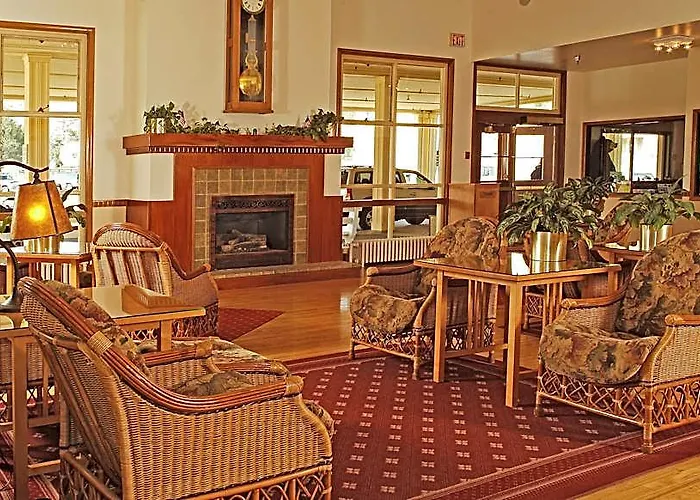 Hot Springs Hotel 3*
