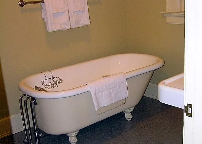 Hot Springs Hotel